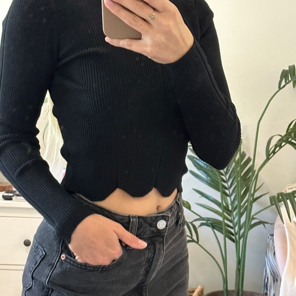 Dynamite scallop long sleeve - Picture 6 of 7